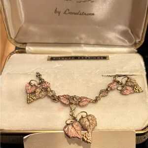 10K Black Hills Gold Tri Color Grape & Leaves Necklace & Earrings Vintage